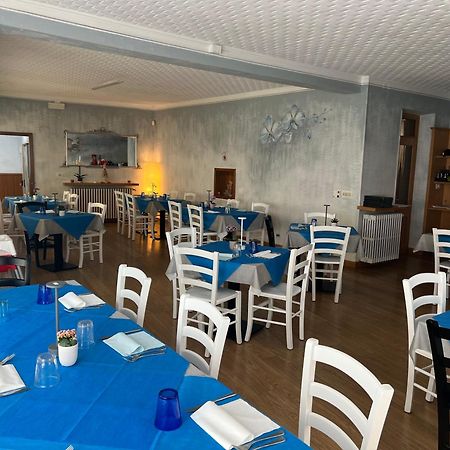 Albergo Alla Costa Bezzecca Luaran gambar