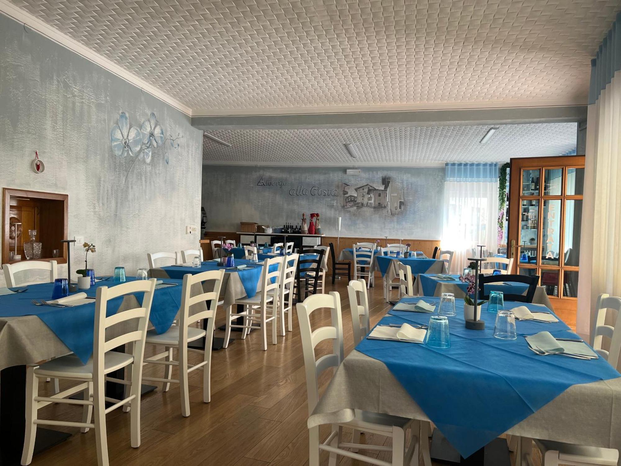 Albergo Alla Costa Bezzecca Luaran gambar
